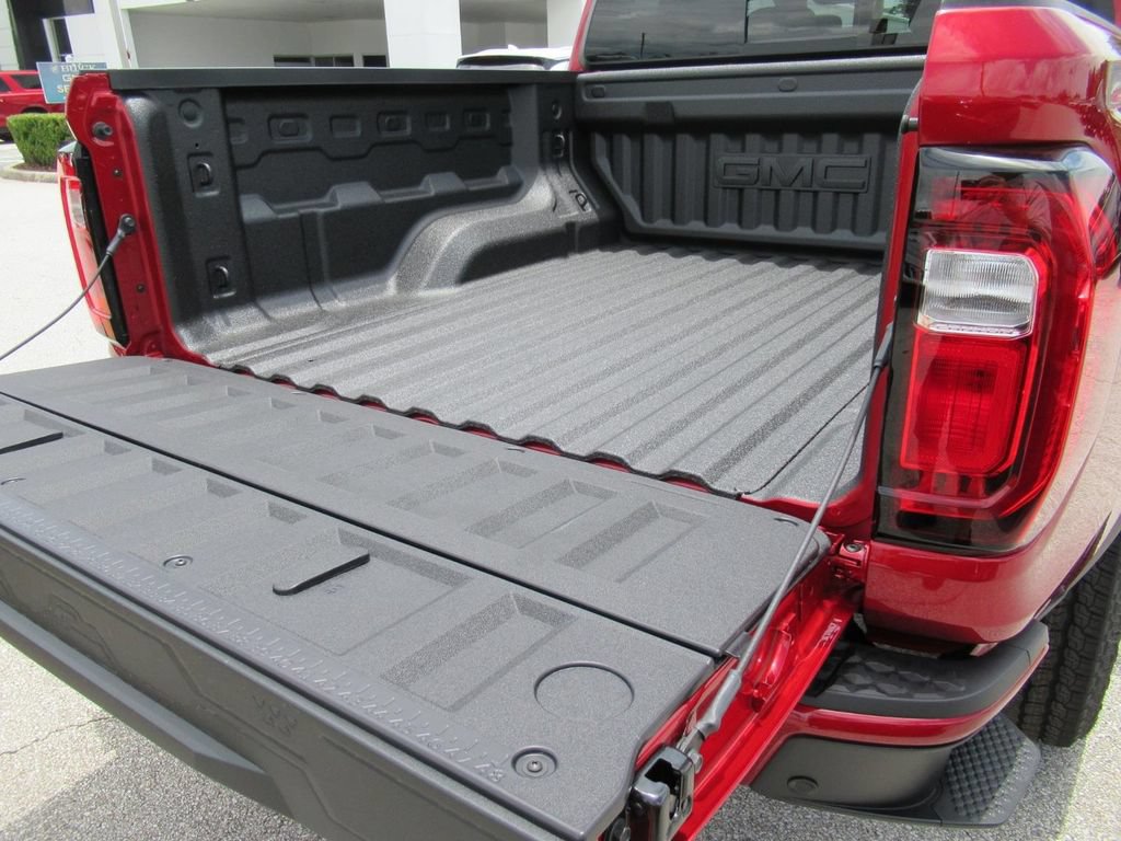 New 2026 GMC Canyon Elevation w/ Convenience Package RWD image 18