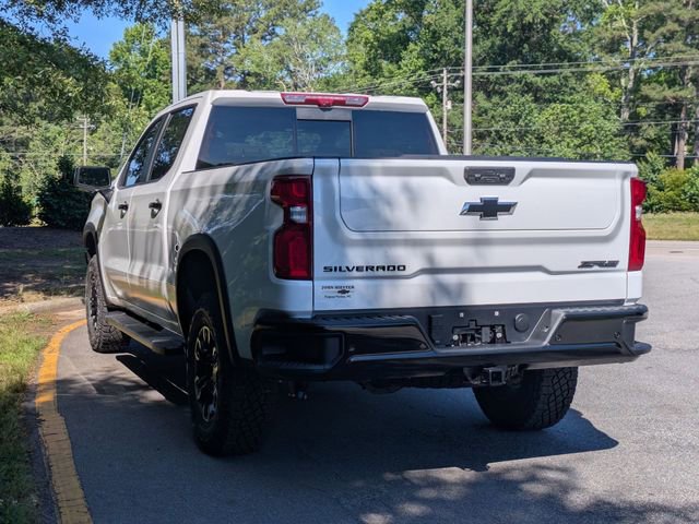 New 2026 Chevrolet Silverado 1500 ZR2 w/ LPO, Dark Essentials Package AWD/4WD image 4