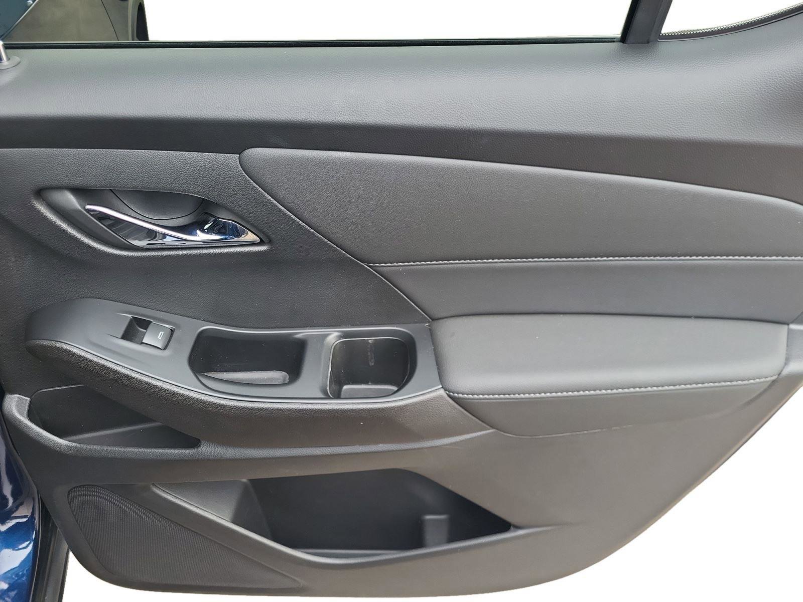 Certified 2023 Chevrolet Traverse LT image 24