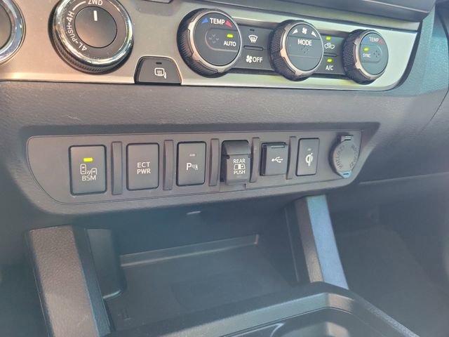 Used 2021 Toyota Tacoma Limited w/ Nightshade Package image 28