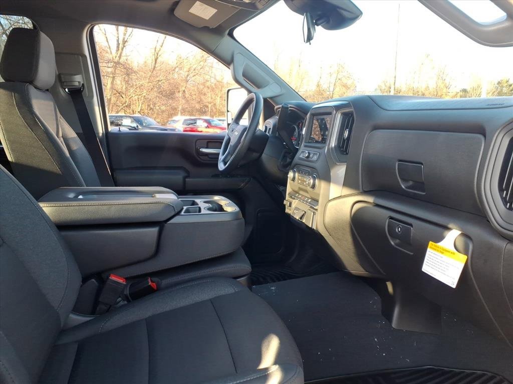 New 2026 Chevrolet Silverado 2500 Custom w/ Custom Convenience Package image 17