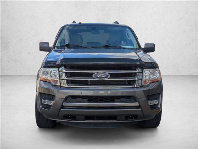 Used 2017 Ford Expedition Limited w/ Equipment Group 301A AWD/4WD image 2