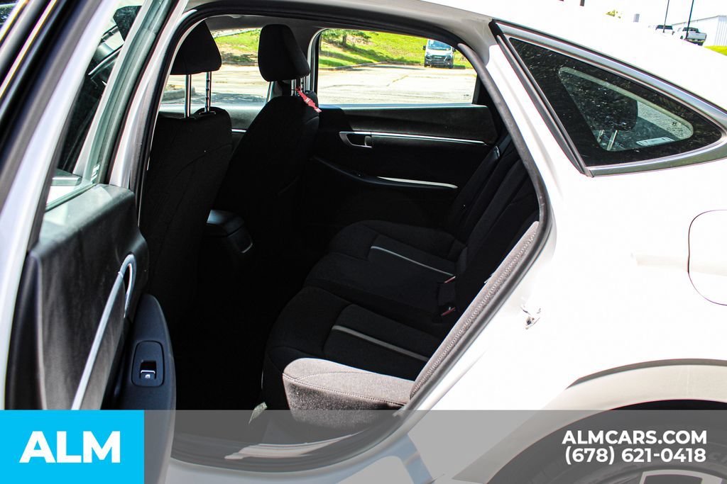 Used 2025 Hyundai Sonata SEL FWD image 17
