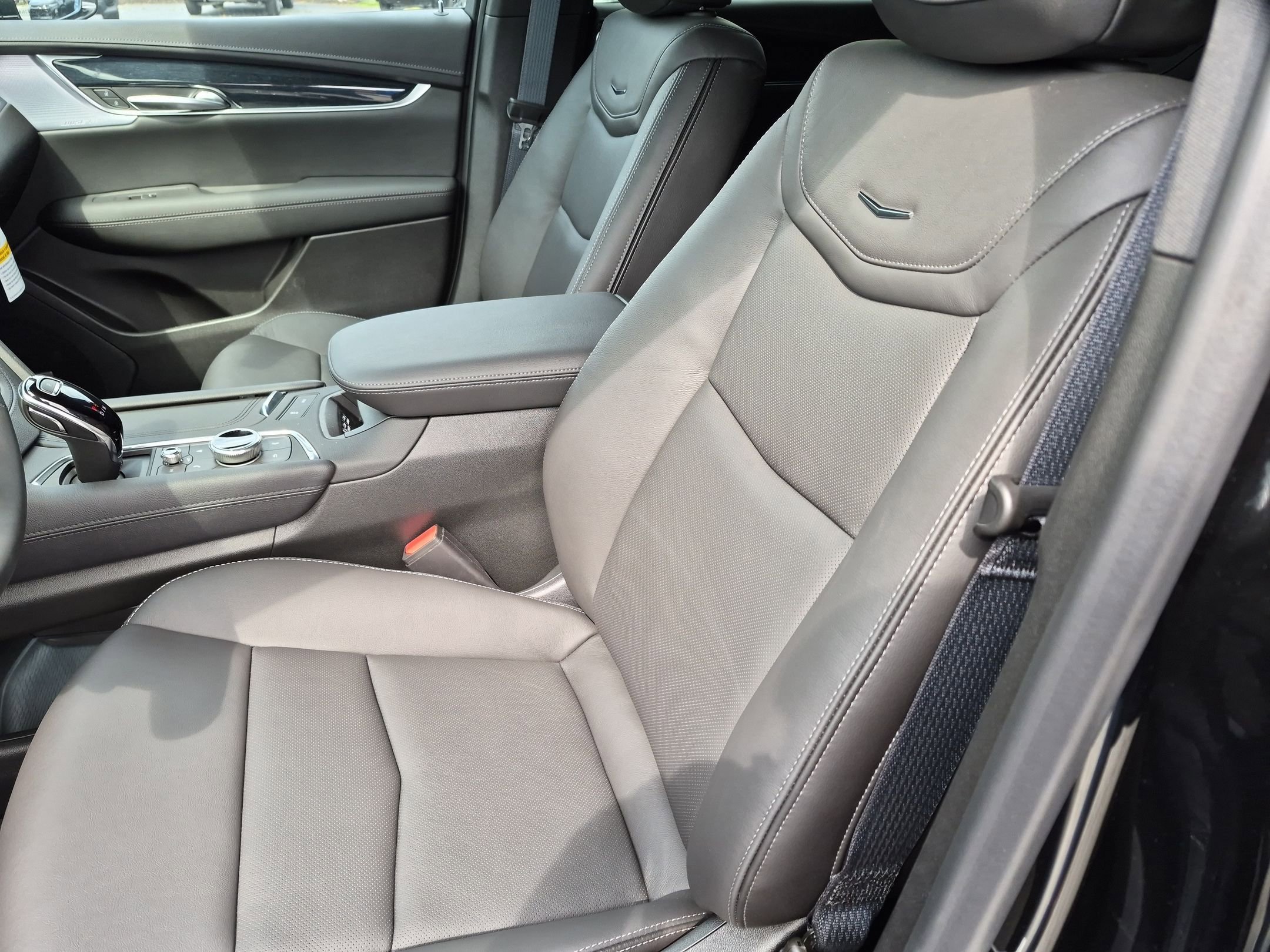 New 2026 Cadillac XT5 Premium Luxury w/ Driver Assist Package FWD image 15