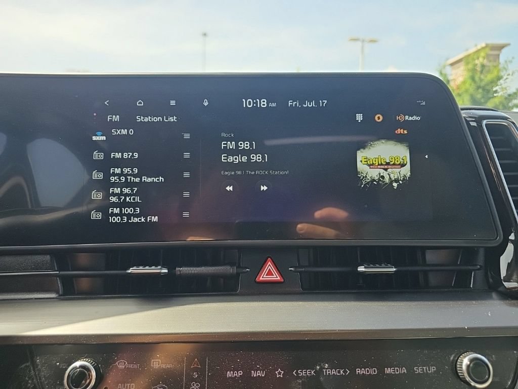Certified 2025 Kia Sportage EX w/ Premium Package FWD image 39