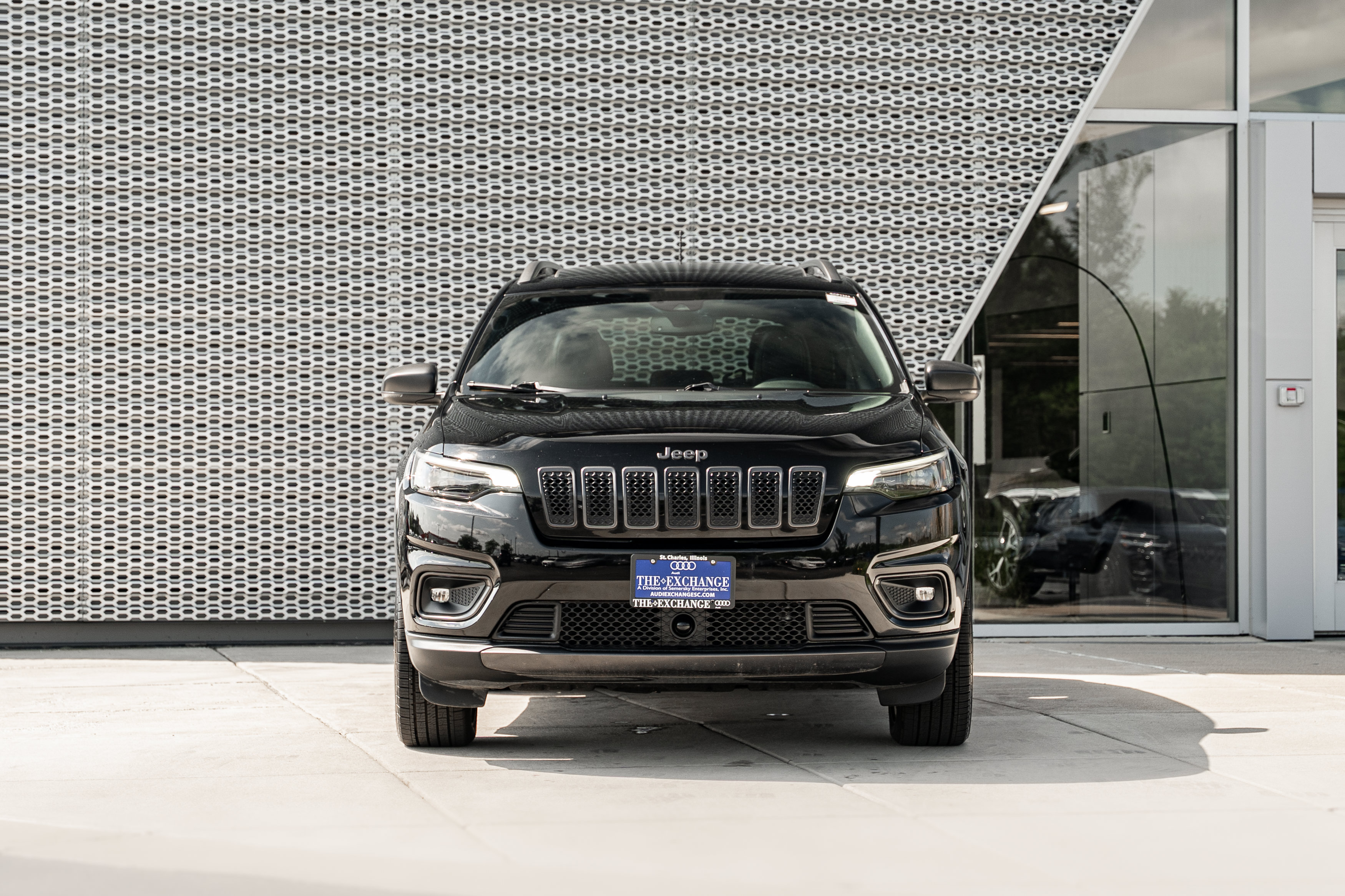 Used 2021 Jeep Cherokee Latitude Lux 80th Anniv w/ Quick Order Package 26U 80TH AWD/4WD image 27