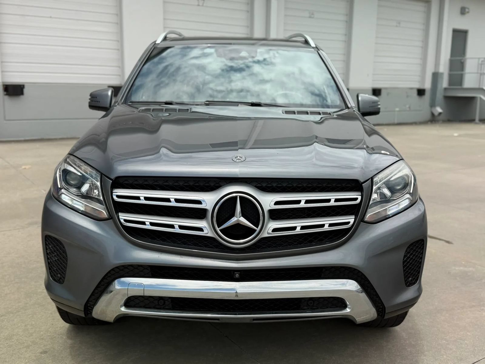 Used 2018 Mercedes-Benz GLS 450 4MATIC w/ Premium Package image 3