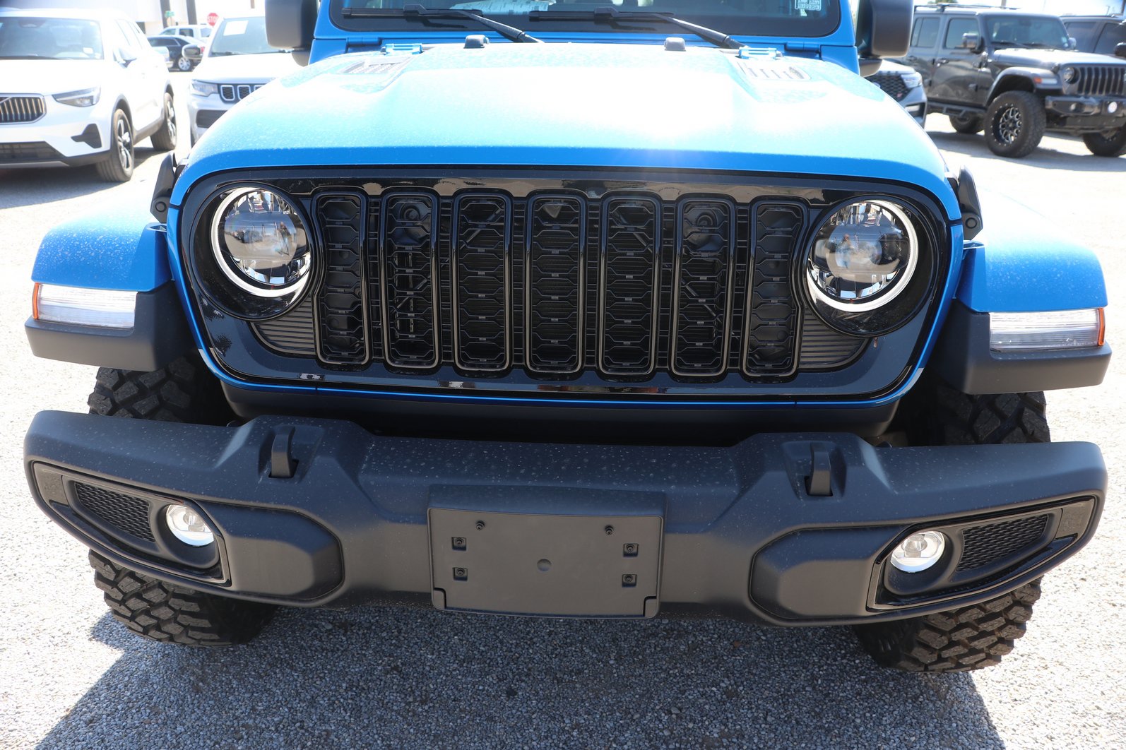 New 2026 Jeep Gladiator Mojave AWD/4WD image 2