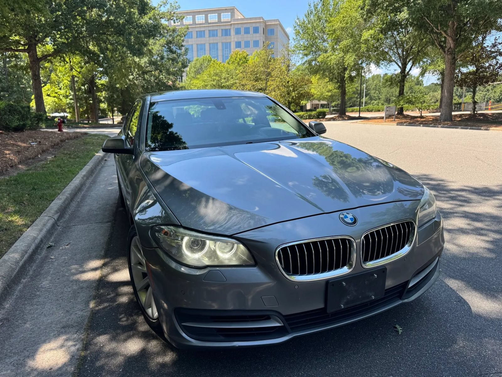 Used 2014 BMW 535d xDrive AWD/4WD image 1
