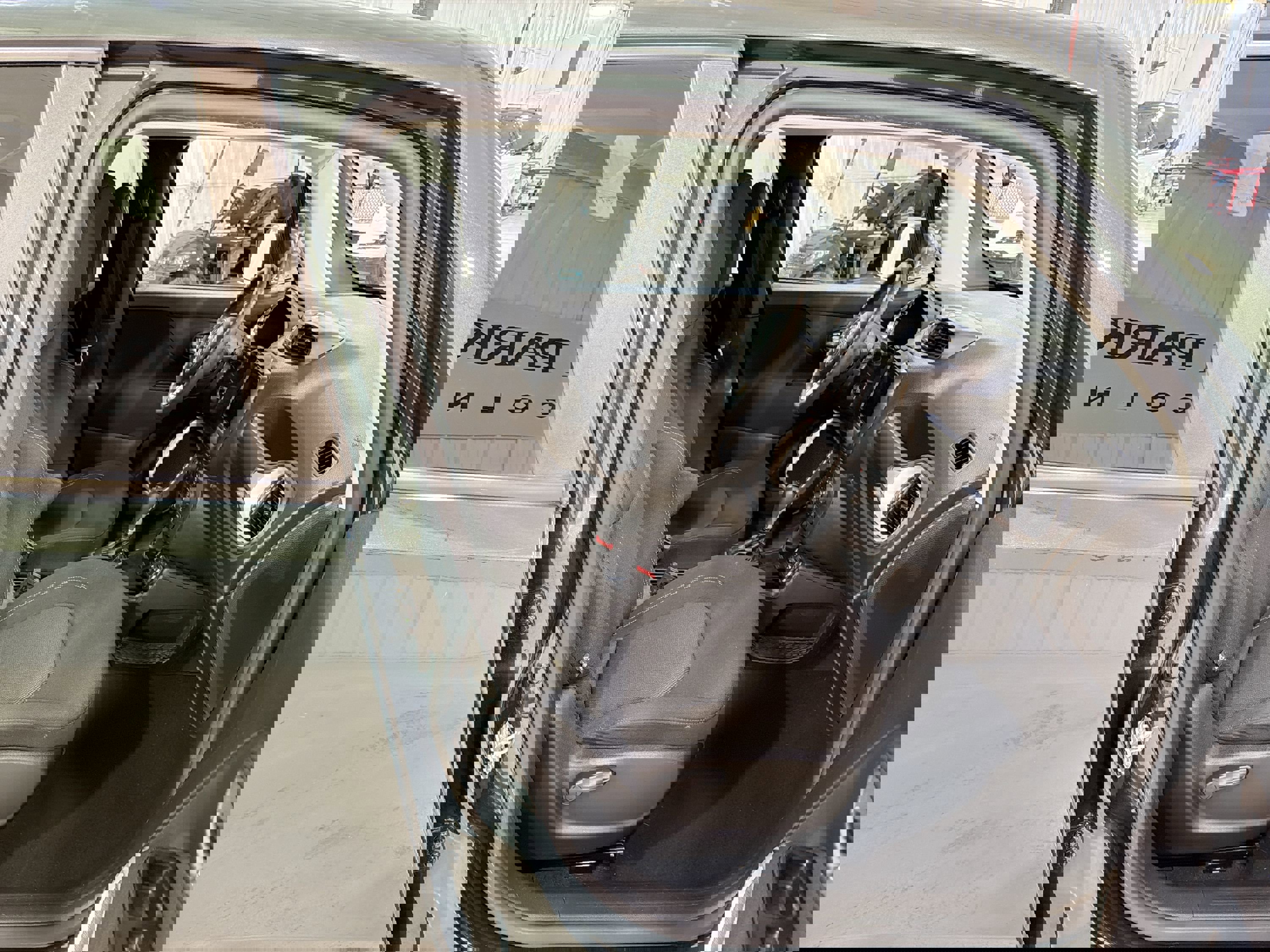 Used 2021 Jeep Renegade Sport image 27