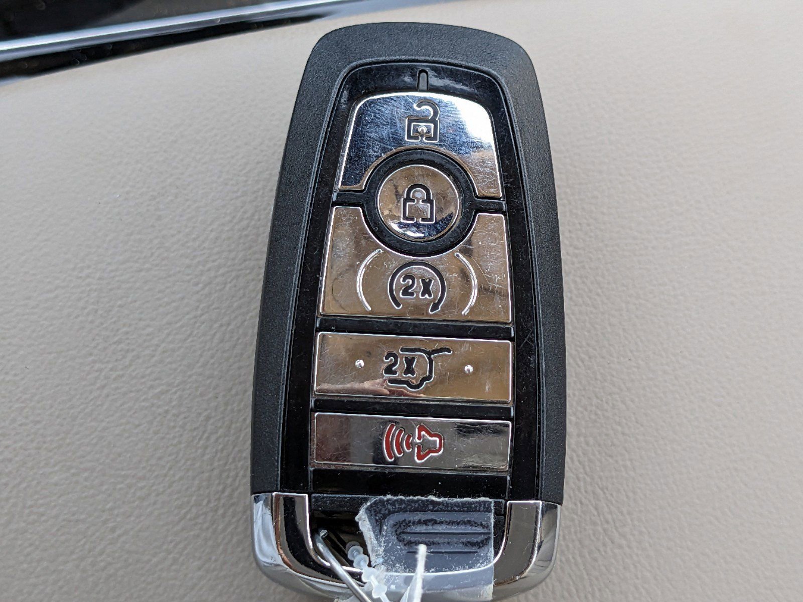 Certified 2023 Lincoln Nautilus Reserve w/ Equipment Group 201A image 28