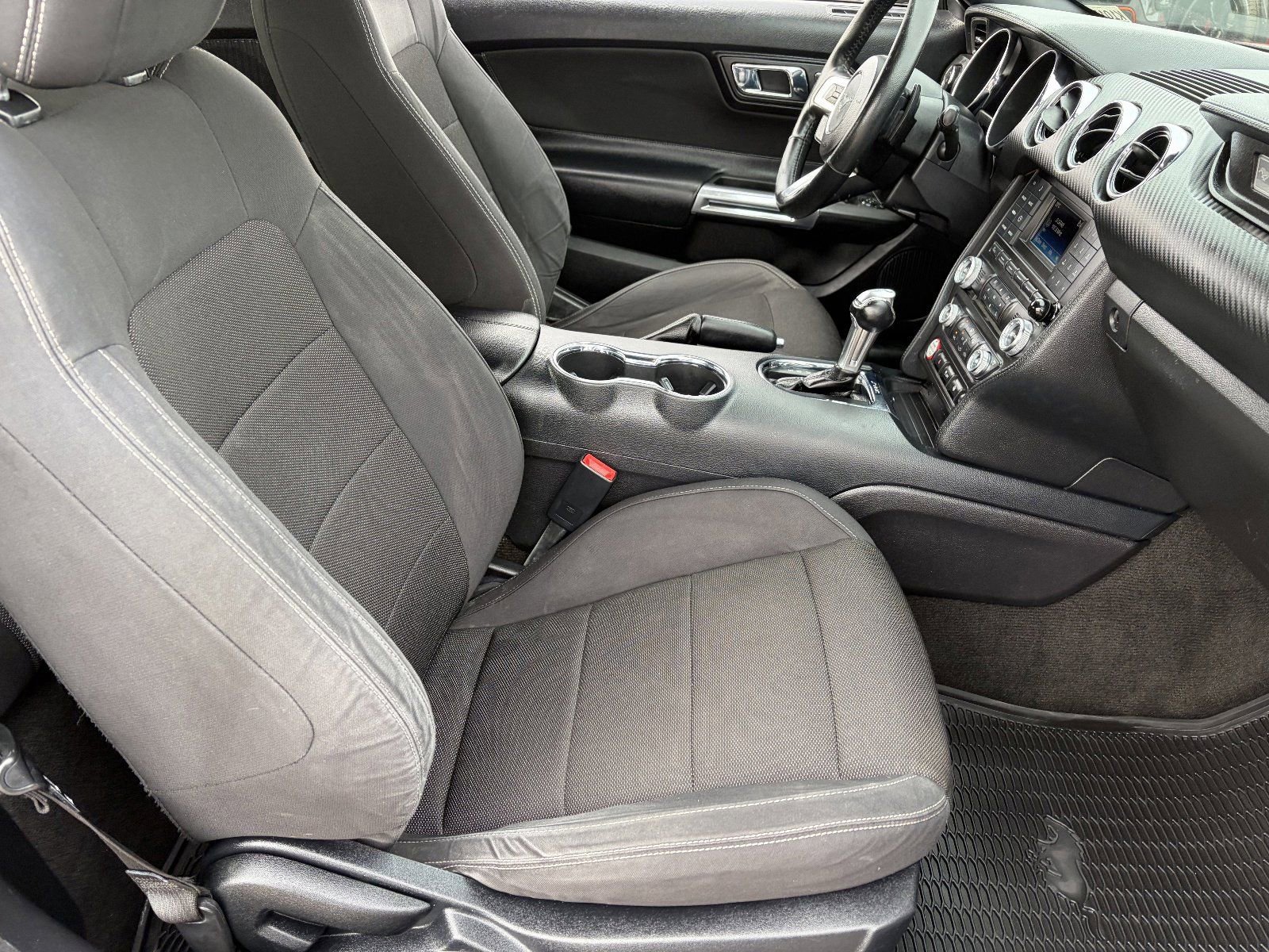 Used 2016 Ford Mustang Convertible image 12