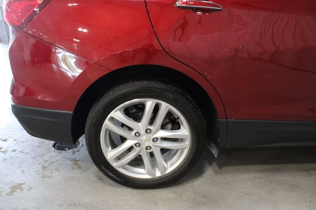 Used 2018 Chevrolet Equinox Premier AWD/4WD image 28