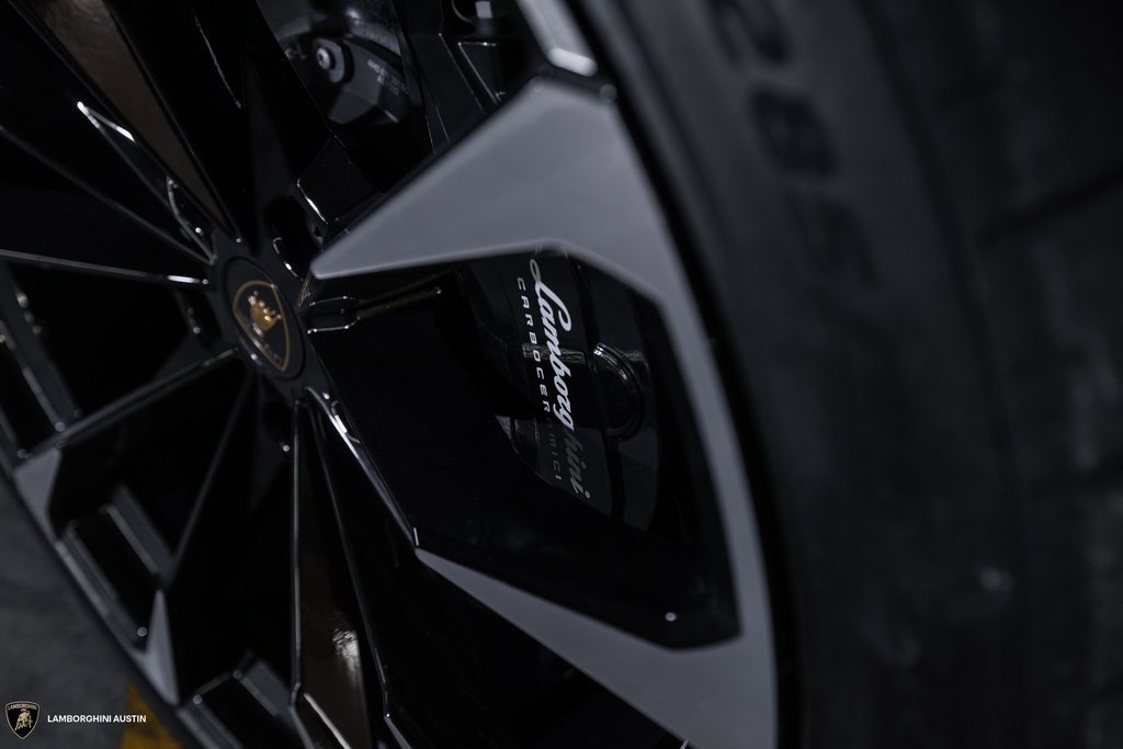 Used 2024 Lamborghini Urus S image 7