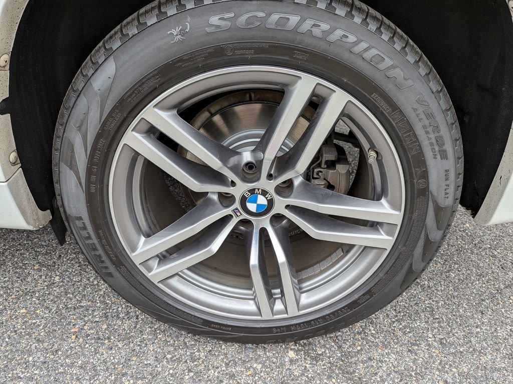 Used 2017 BMW X6 xDrive40i AWD/4WD image 46
