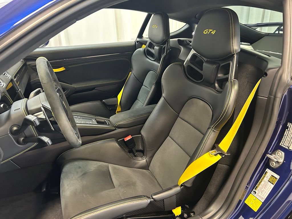 Used 2022 Porsche 718 Cayman GT4 RWD image 5