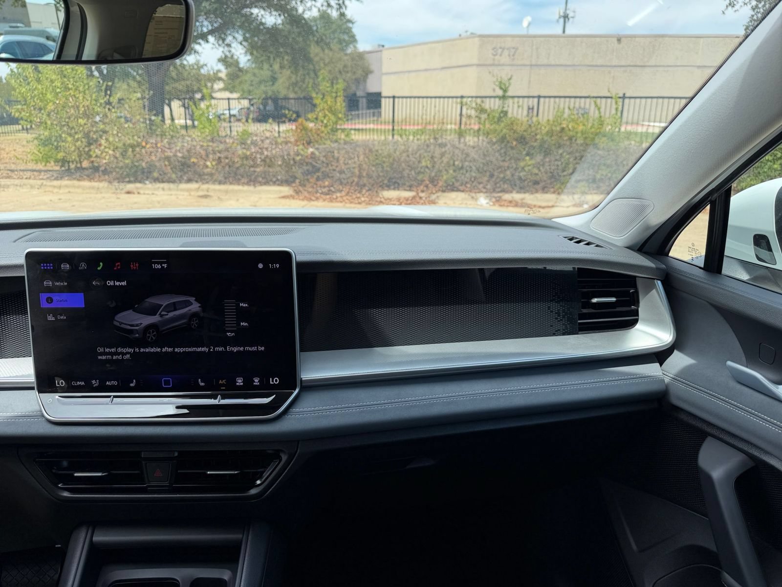 Used 2026 Volkswagen Tiguan SE AWD/4WD image 36
