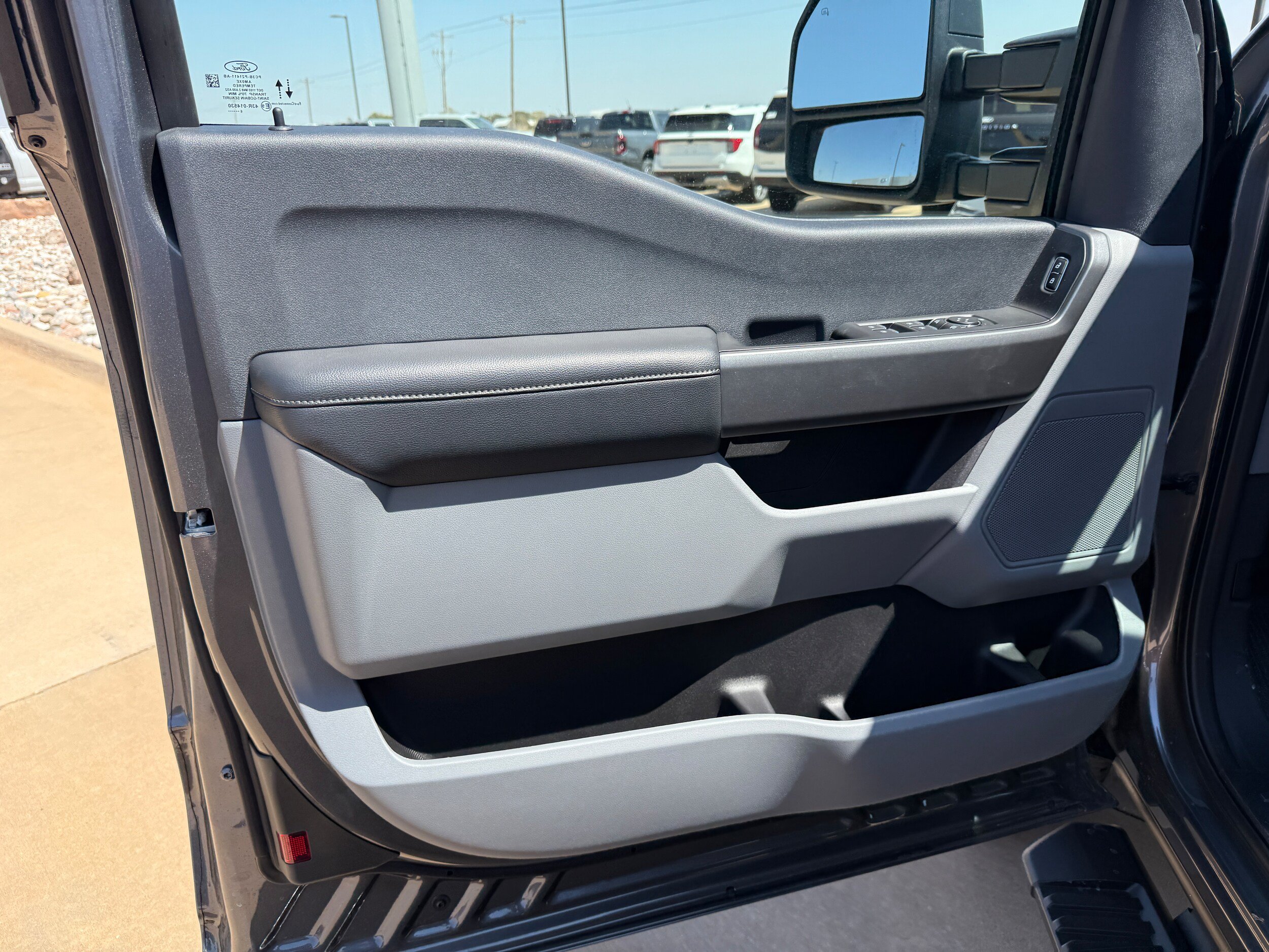New 2026 Ford F350 XLT w/ FX4 Off-Road Package AWD/4WD image 8