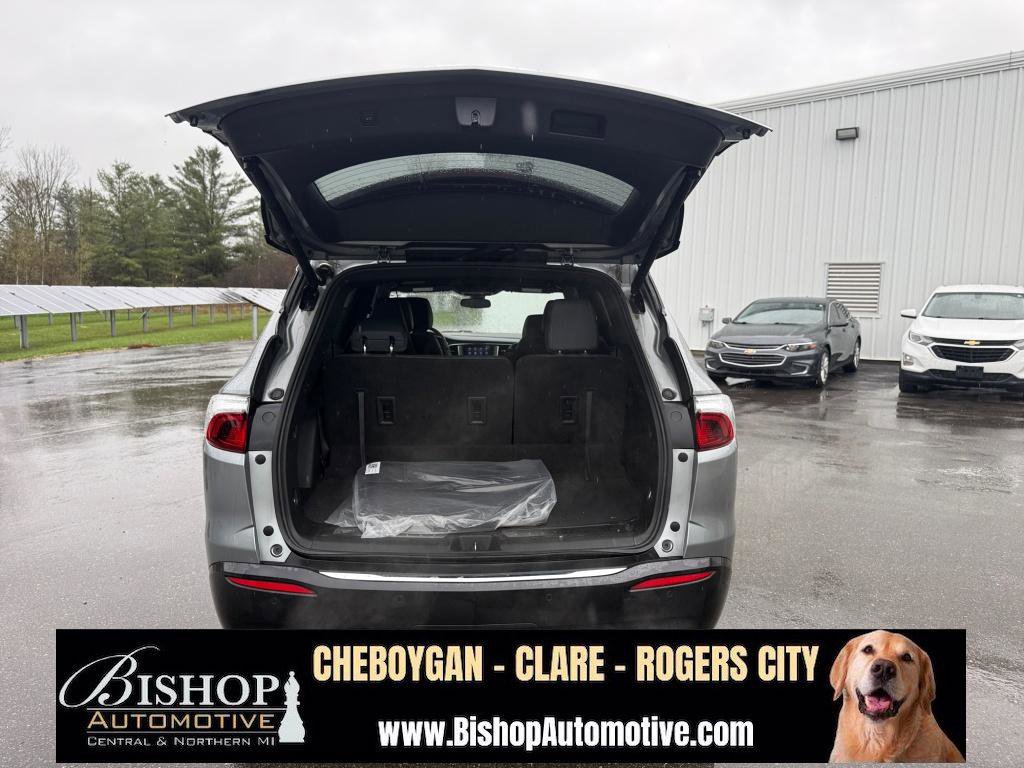 Used 2023 Buick Enclave Essence w/ Sport Touring Edition AWD/4WD image 27