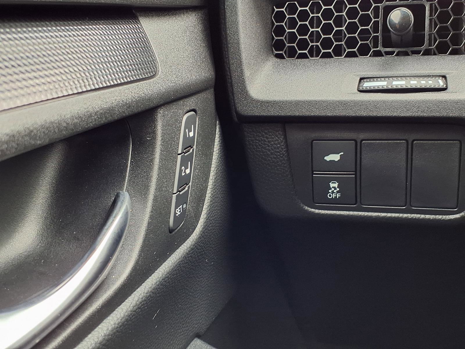 Certified 2025 Honda CR-V Sport-L image 10