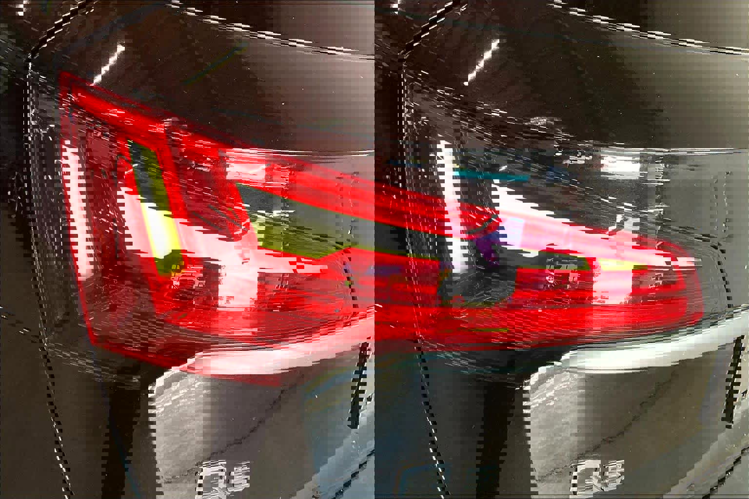 Used 2022 Audi Q5 e Premium w/ Convenience Package image 31