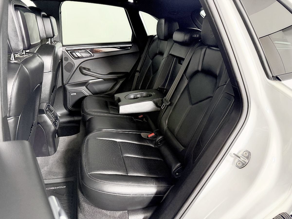 Used 2018 Porsche Macan S AWD/4WD image 43