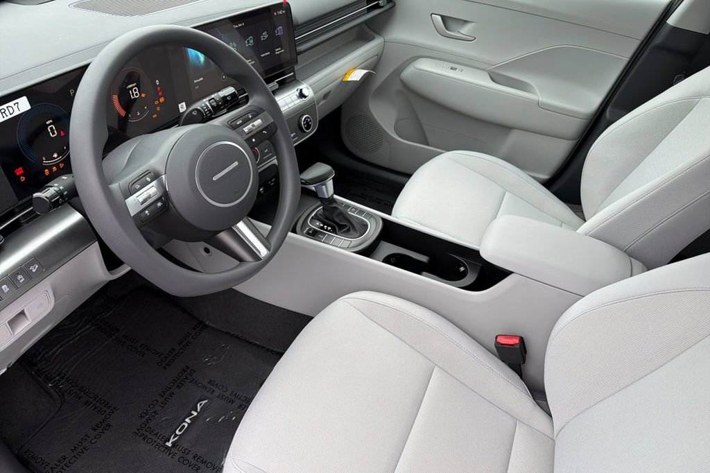 New 2026 Hyundai Kona SE image 8