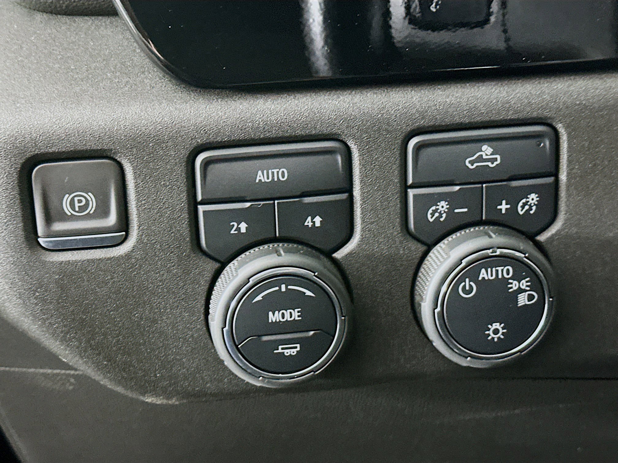 Used 2022 Chevrolet Silverado 1500 LT image 16