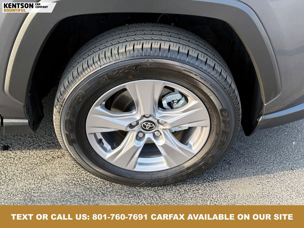 Used 2025 Toyota RAV4 XLE image 16