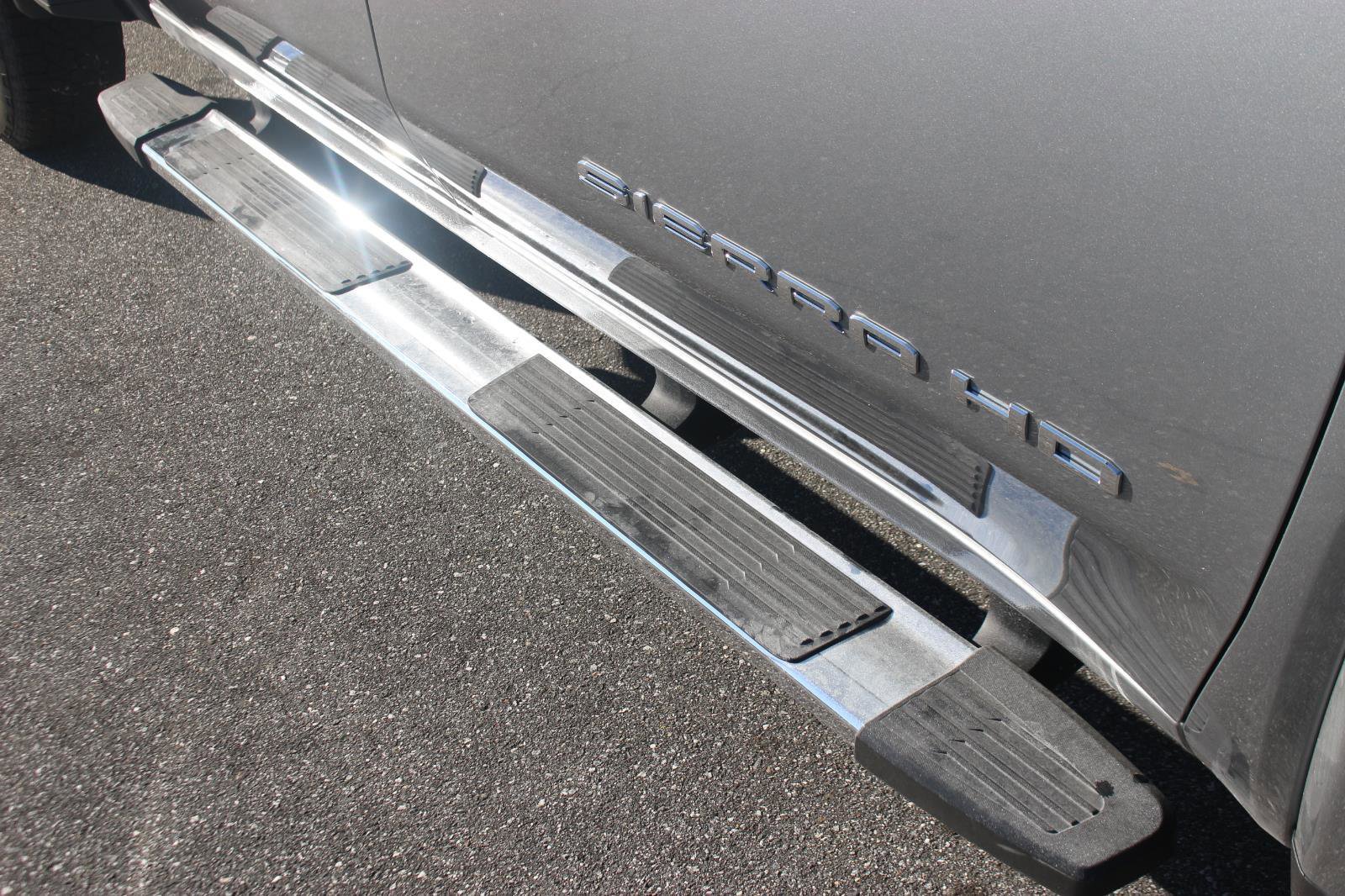 New 2025 GMC Sierra 2500 SLT w/ SLT Premium Package image 11