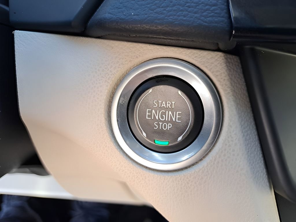 Used 2023 Cadillac CT4 Luxury w/ Cold Weather Package image 27