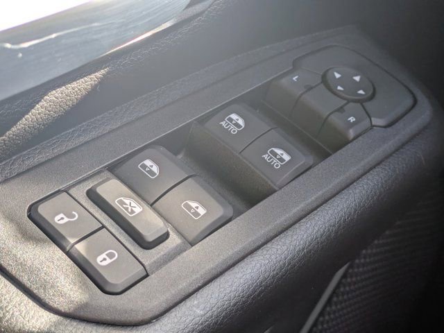 Used 2025 RAM 1500 Tradesman image 18