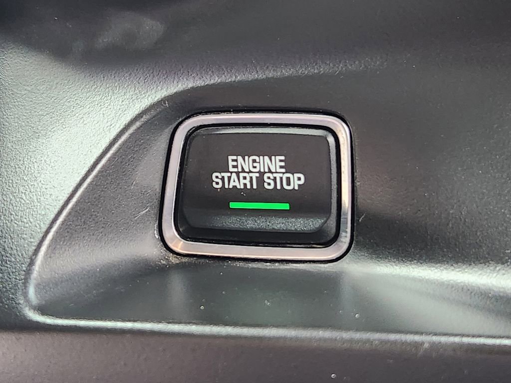 Used 2016 Chevrolet Camaro LT RWD image 19