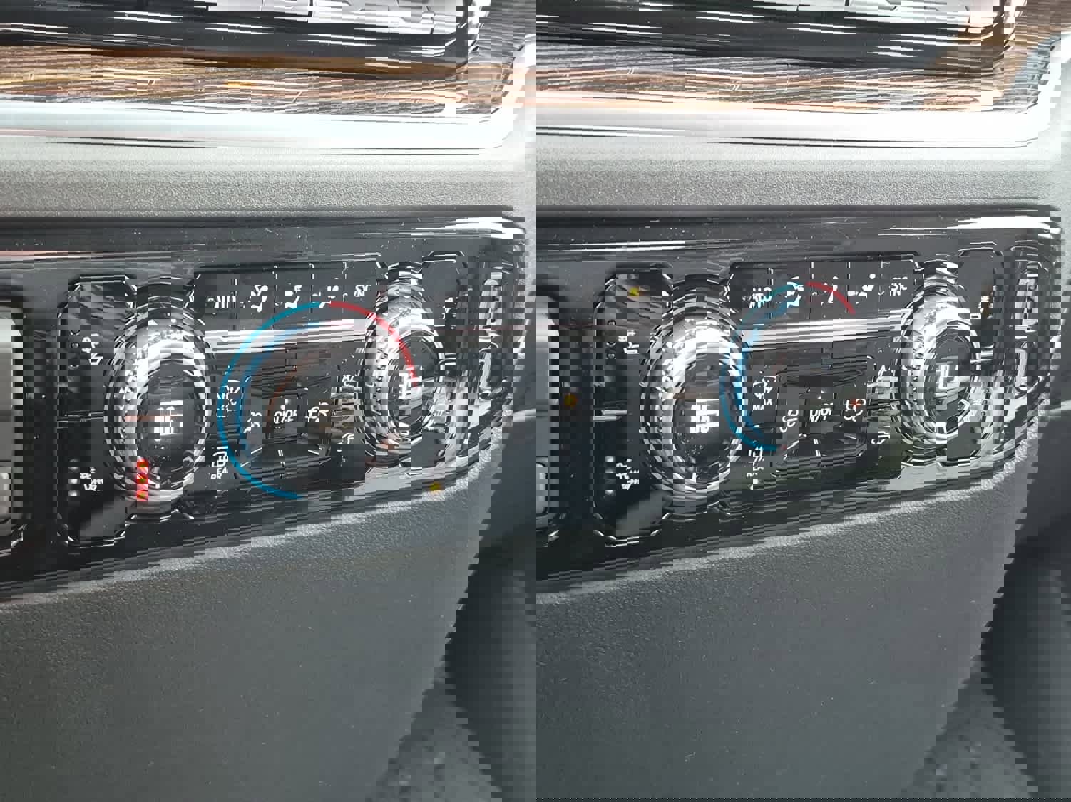 New 2026 GMC Sierra 1500 Elevation w/ Elevation Select Package image 14