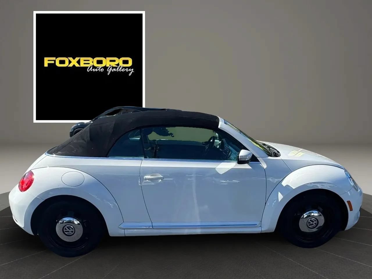 Used 2014 Volkswagen Beetle 2.5 FWD image 4