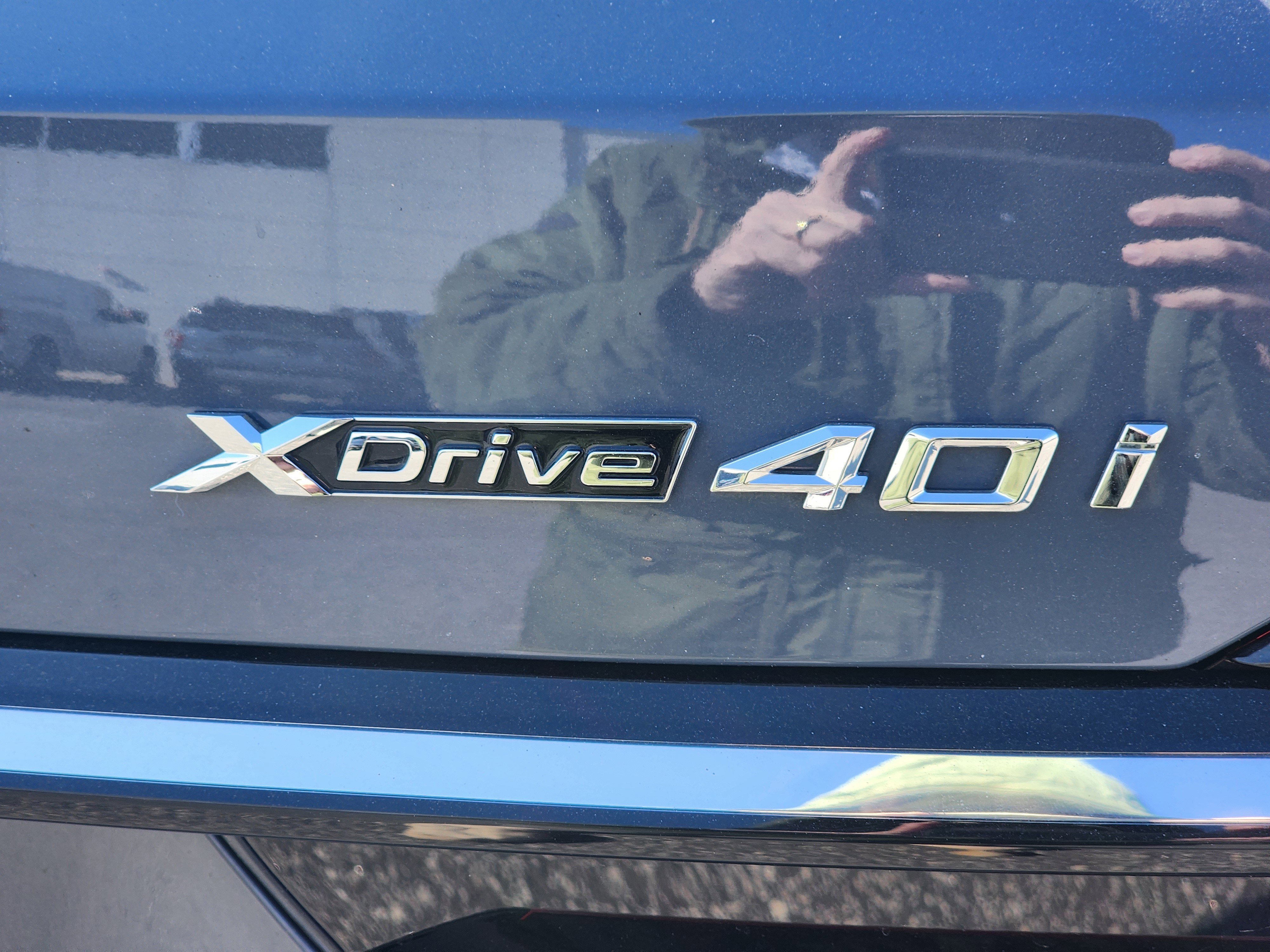 Used 2026 BMW X7 xDrive40i w/ Executive Package image 12