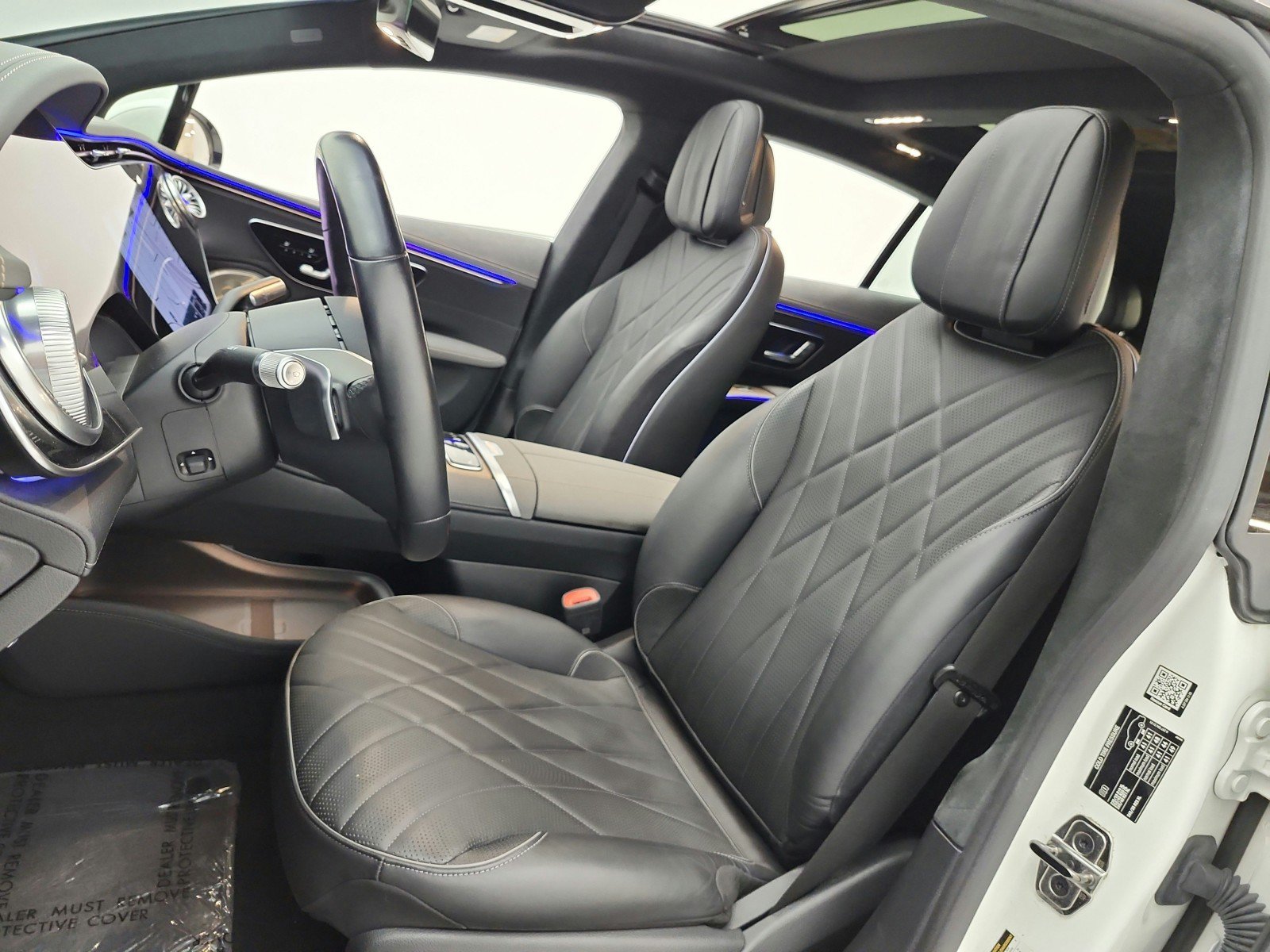 Used 2022 Mercedes-Benz EQS 580 4MATIC Sedan image 10