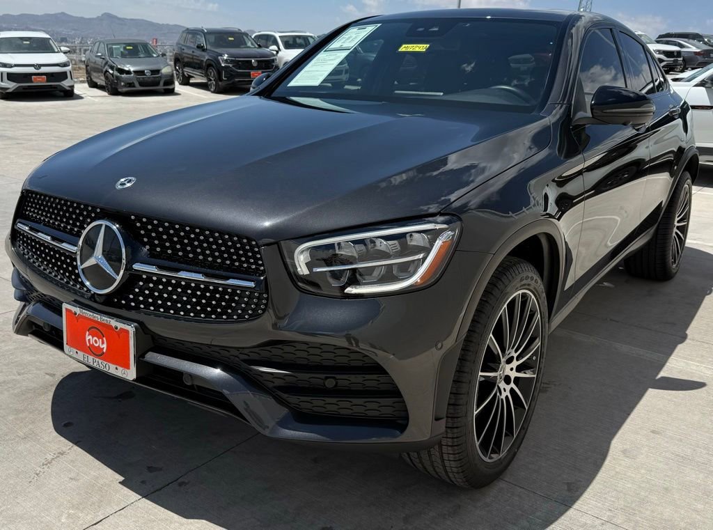 Used 2023 Mercedes-Benz GLC 300 4MATIC Coupe image 3
