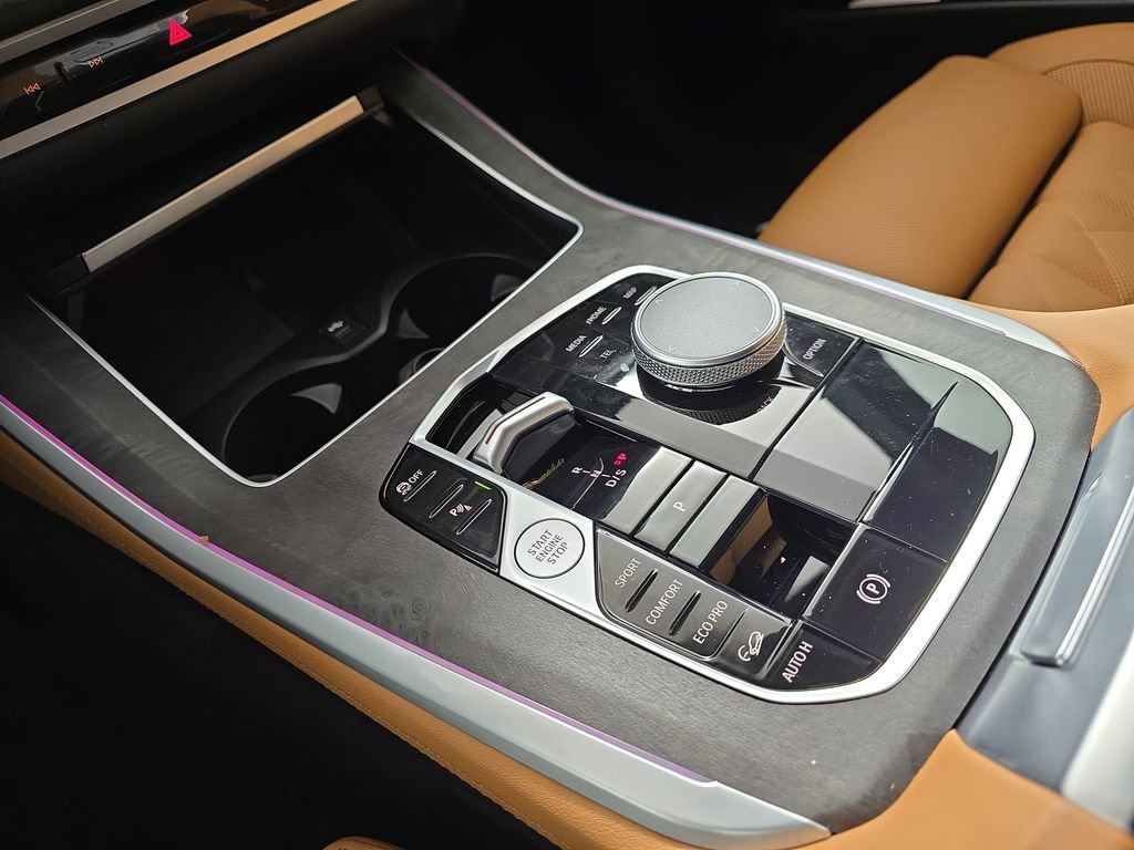 Certified 2024 BMW X5 xDrive40i w/ Premium Package image 28