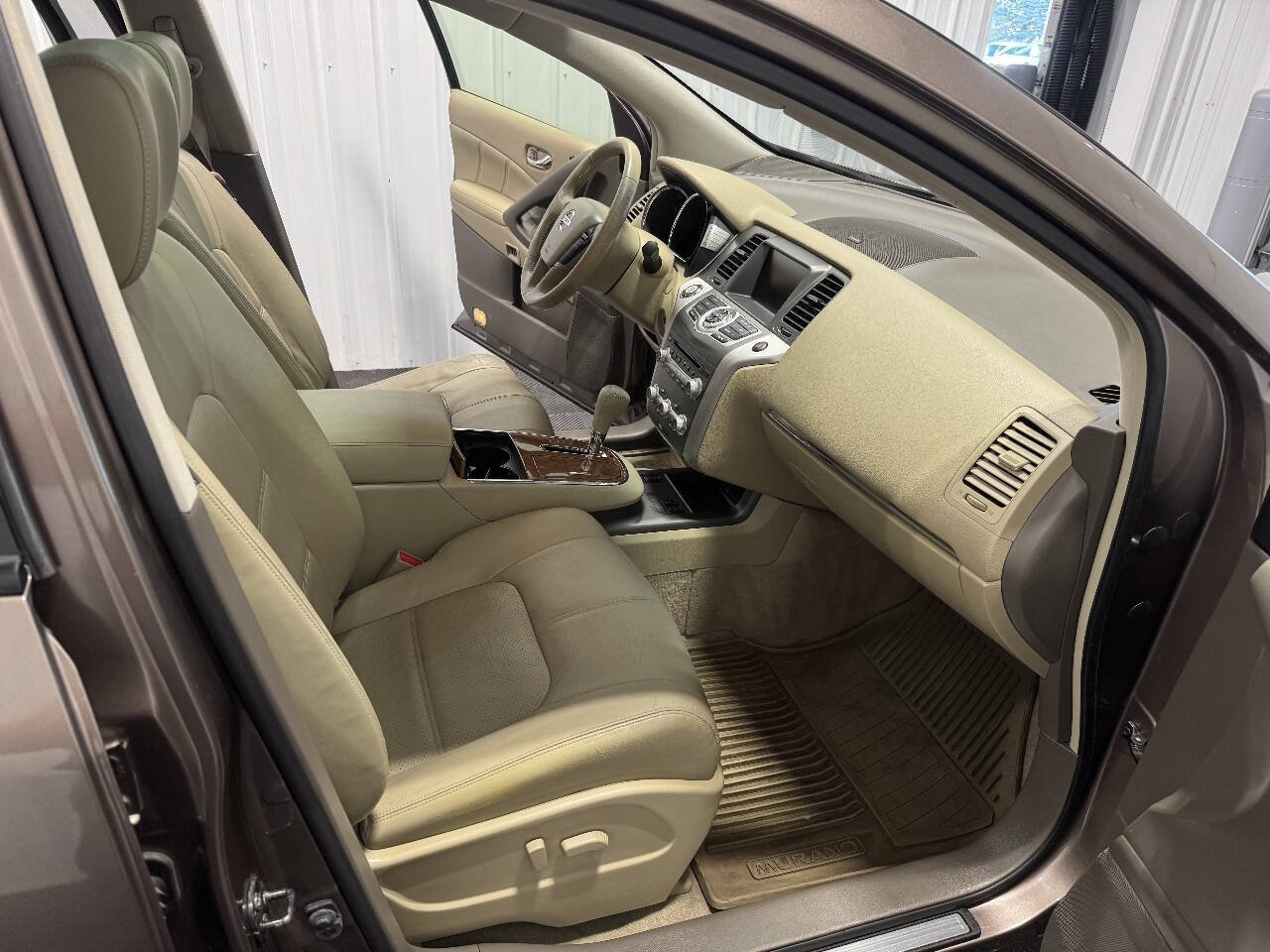 Used 2014 Nissan Murano LE AWD/4WD image 22
