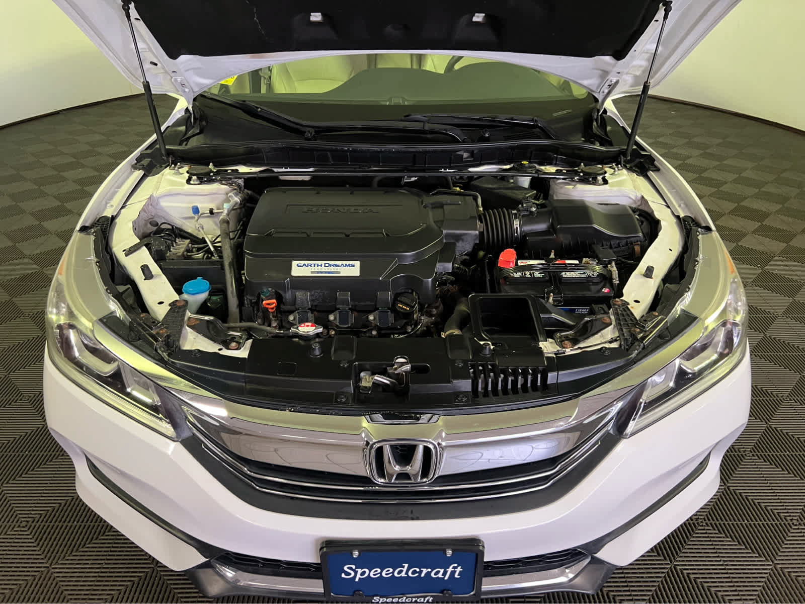 Used 2017 Honda Accord EX-L image 31