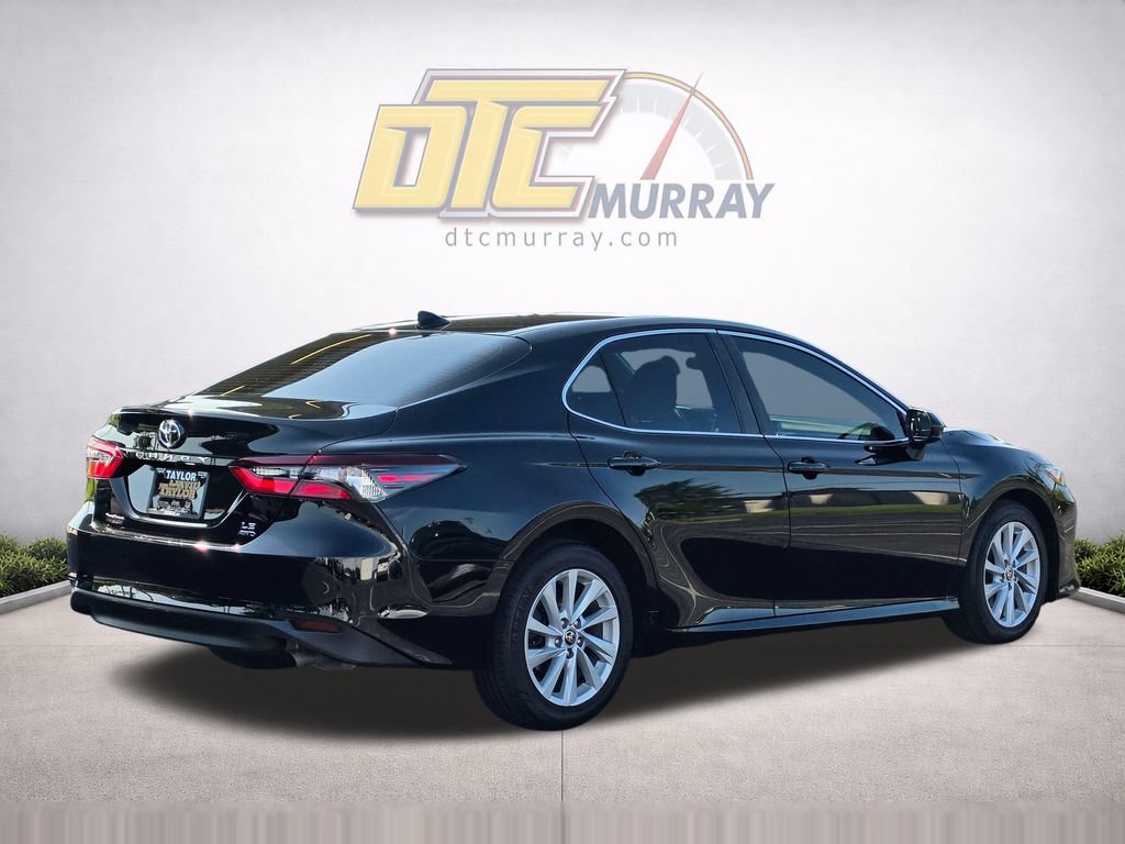 Used 2022 Toyota Camry LE AWD/4WD image 6