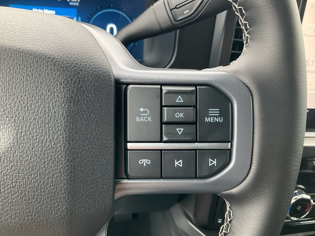 New 2026 Ford F250 Lariat w/ Black Appearance Package AWD/4WD image 19