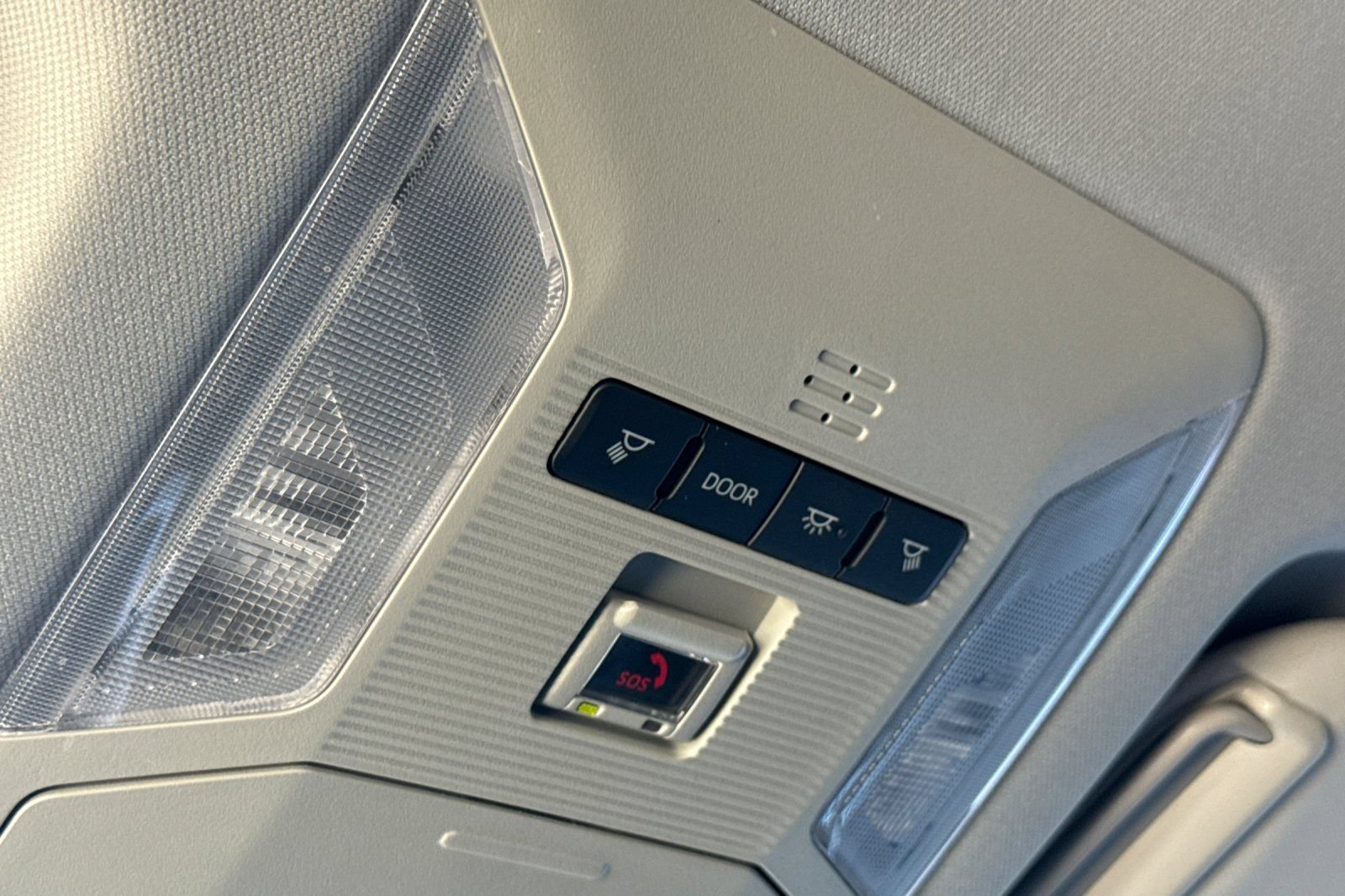 Certified 2025 Toyota RAV4 XLE AWD/4WD image 25