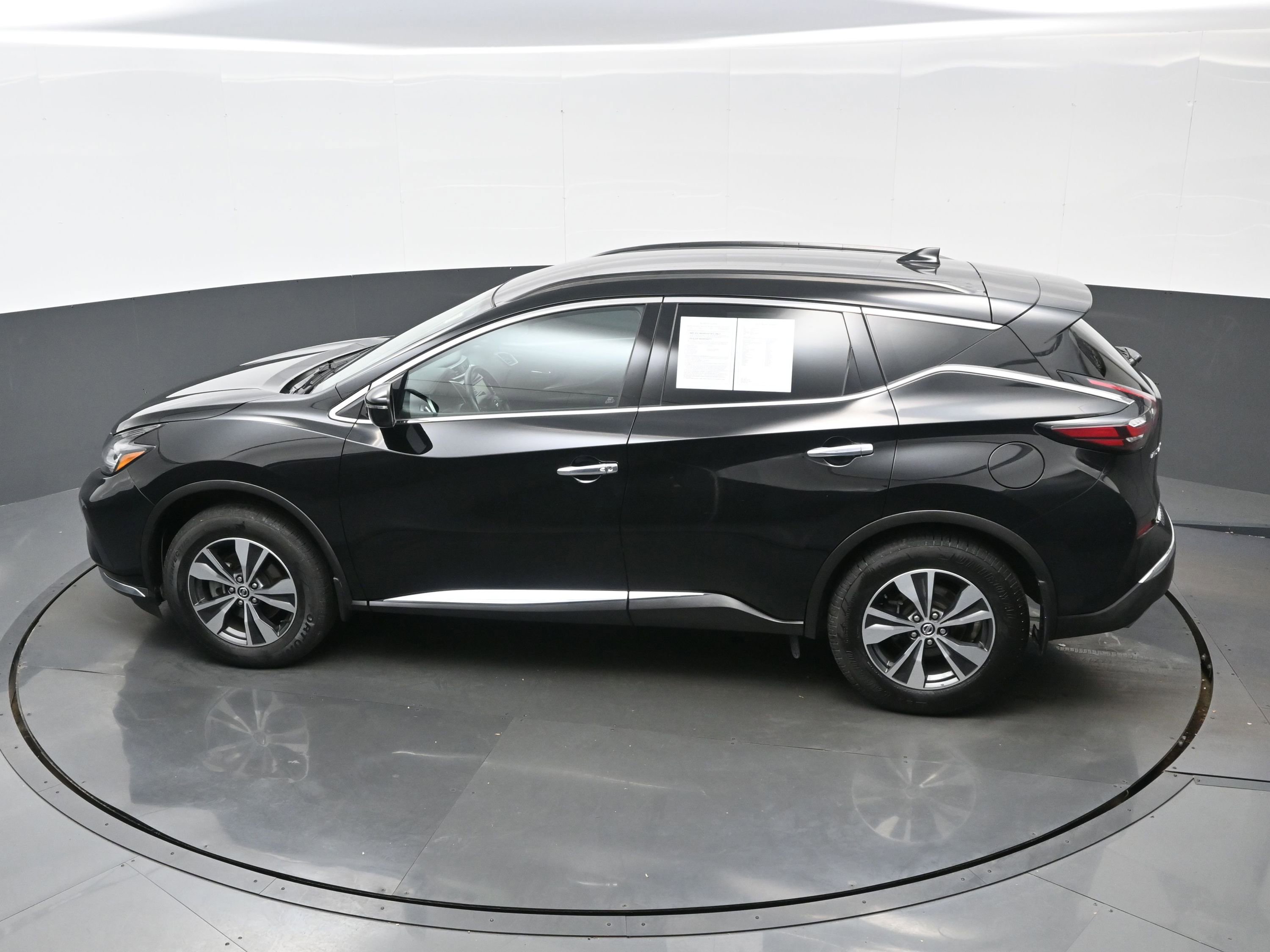Used 2020 Nissan Murano SV image 37