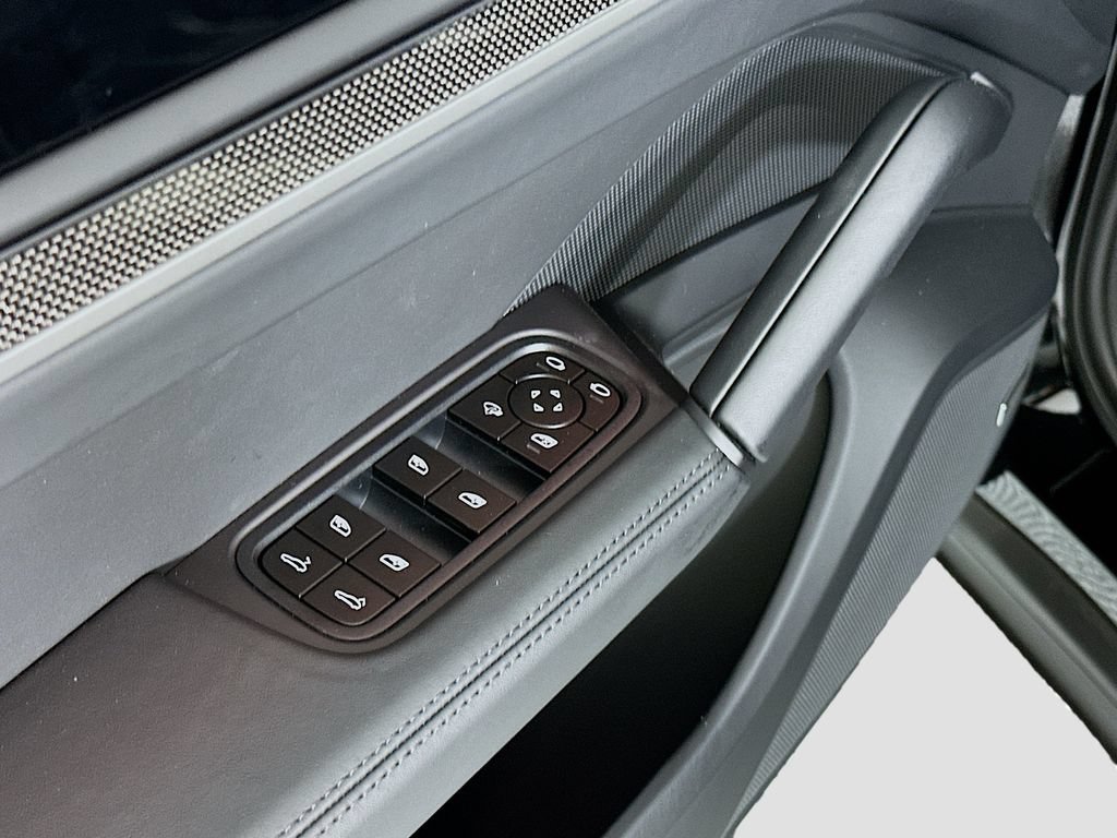 New 2026 Porsche Cayenne AWD/4WD image 20