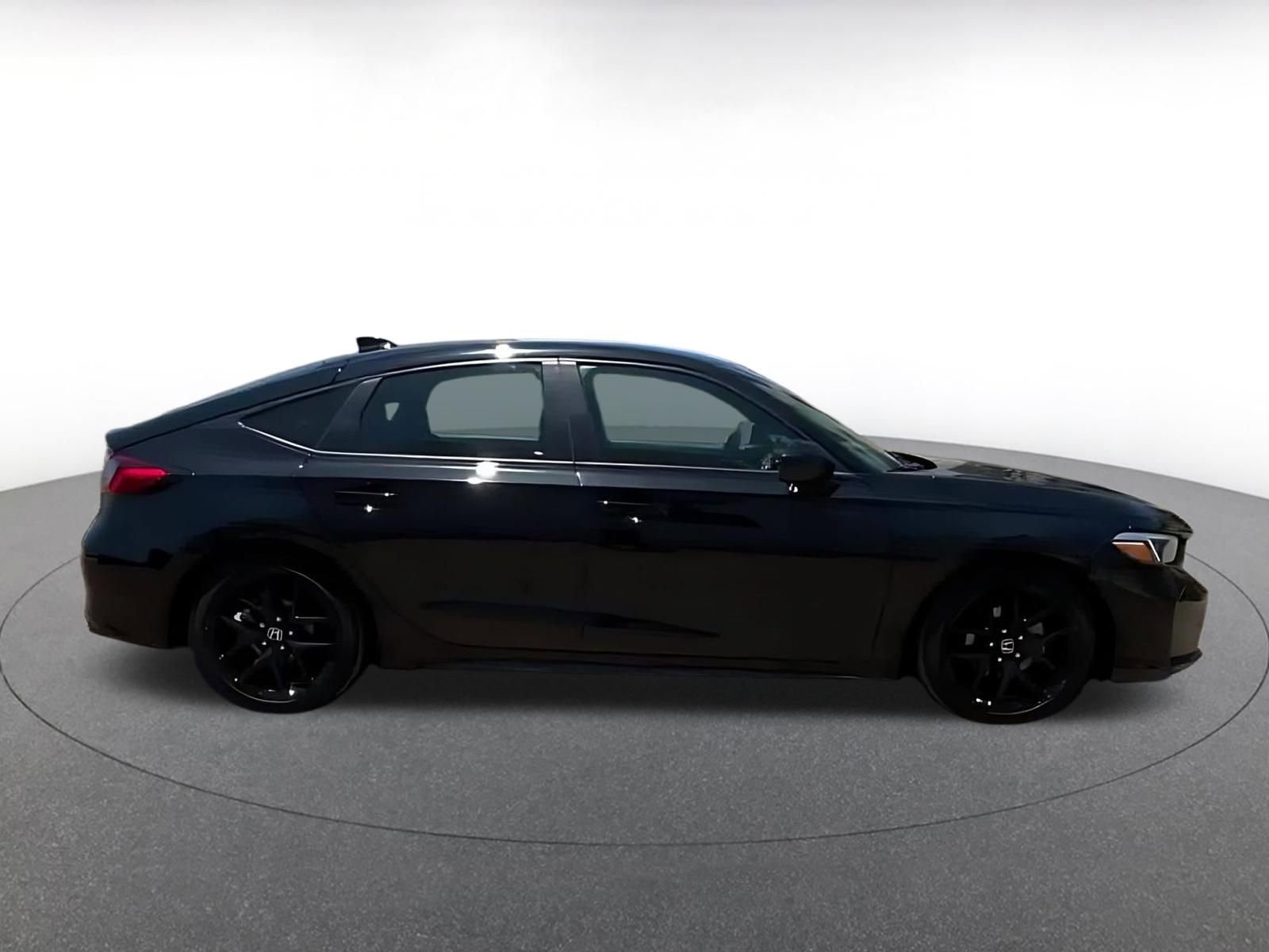 Used 2025 Honda Civic Sport image 15