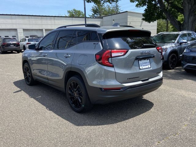 Used 2023 GMC Terrain SLT w/ Tech Package AWD/4WD image 7
