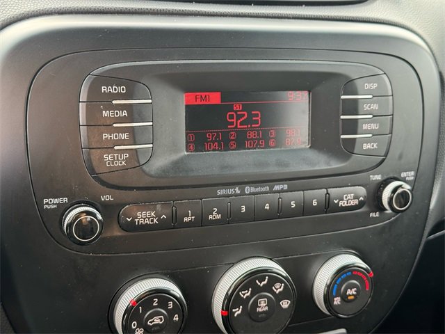 Used 2016 Kia Soul image 18