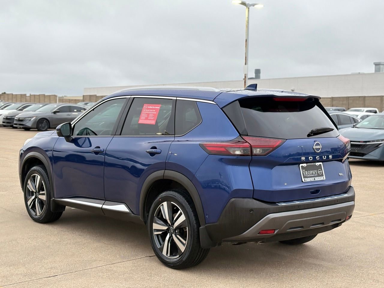 Certified 2023 Nissan Rogue SL w/ SL Premium Package FWD image 9